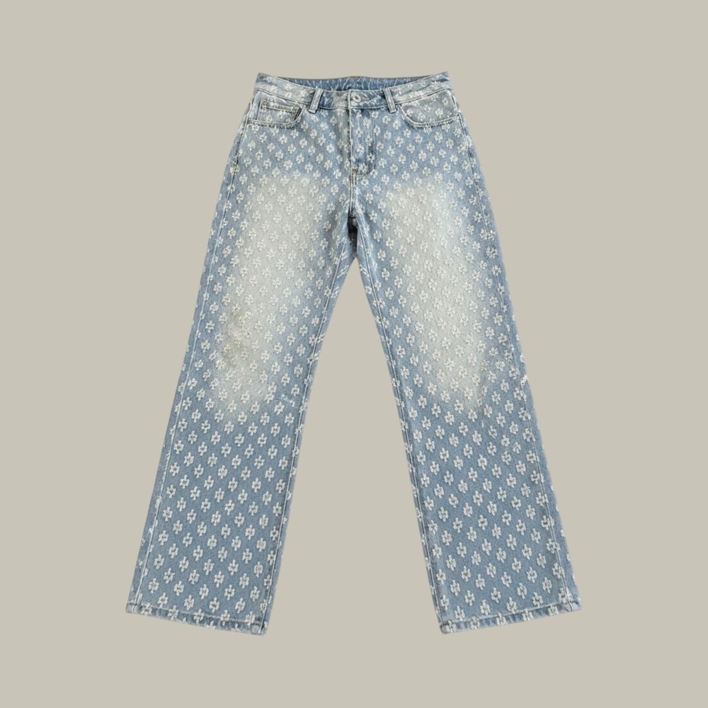 Floral Tufted Distressed Straight Leg Jeans Light Wash Denim HC25 Size M